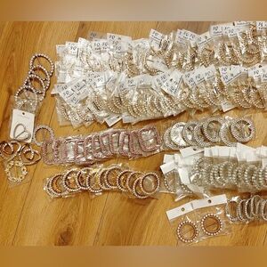 Lot of 200Pcs Rhinestone Buckle Circle Scarf Clips Clothing Accessories